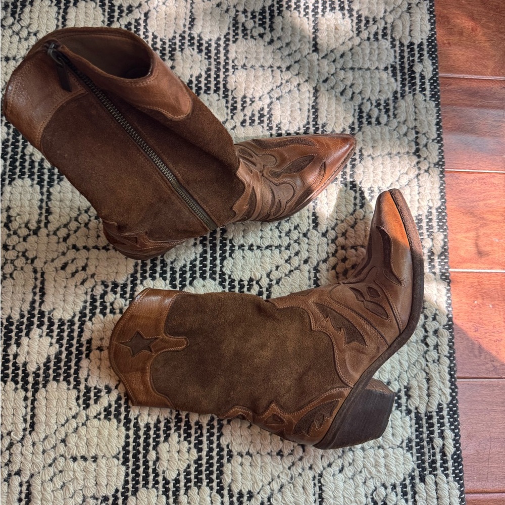 Brown Western-Style Women's Boots